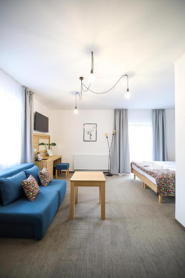 Bed and Breakfast Targowa37 Унеюв Екстер'єр фото